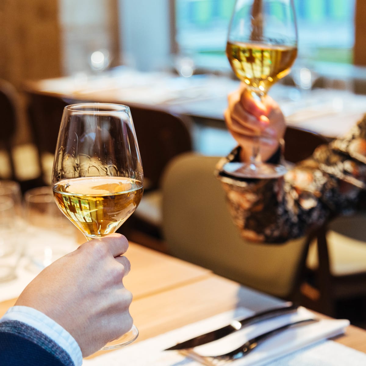 French Wine Tasting with a Wine Expert Wine tasting in Paris