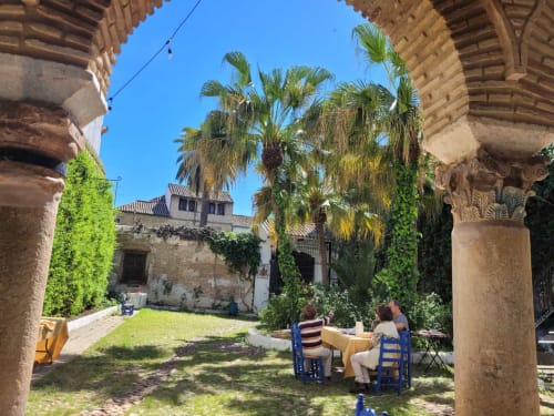 Glorious evening at a Medieval Palace and Patio in the center of Cordoba -  Withlocals