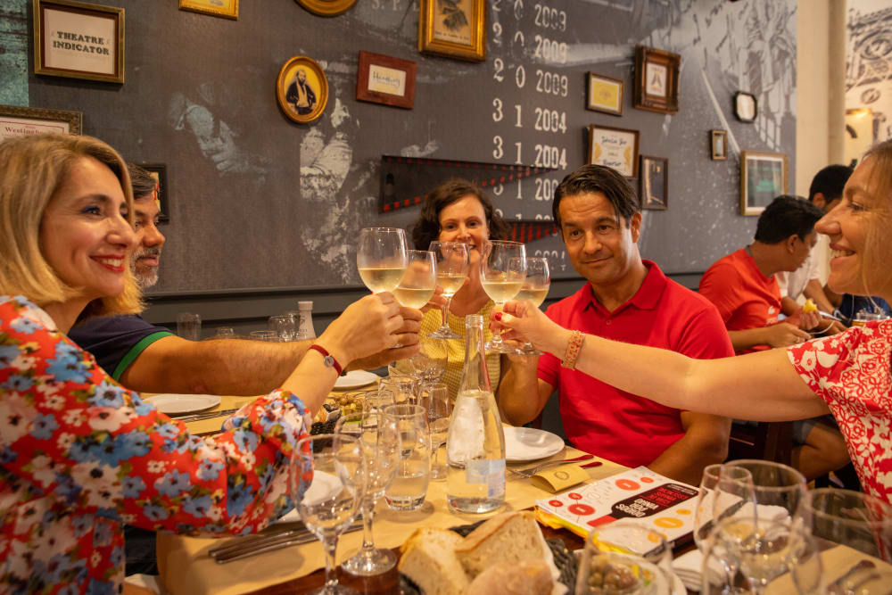 Sights and Food&Wine pairing in Lisbon with a Private Sommelier