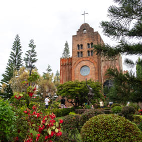 Picture of Traditional and Contemporary Tagaytay Sights