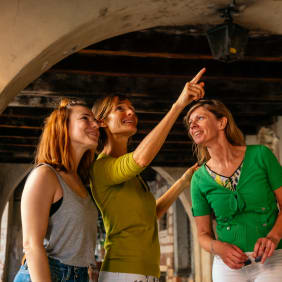 Picture of Explore the Arena & Surroundings with a Local Guide