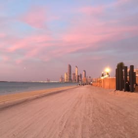 Picture of Abu Dhabi Sundowners Tour with a Local