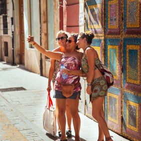 Picture of Off the Beaten Track in Valencia: Cabanyal Tour