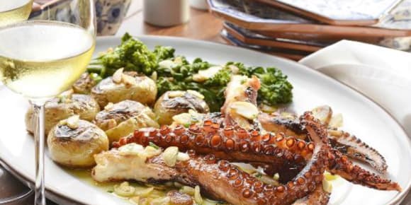 Picture of Exploring the Atlantic Coast: Food and History - The Best of Both Worlds