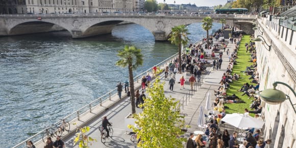 Picture of Explore the Louvre & Surroundings with a Local Guide