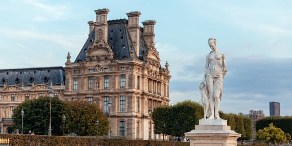 Picture of Explore the Louvre with a Local Guide