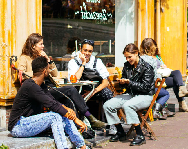 Off the Beaten Track in Amsterdam: Haarlemmerbuurt Tour