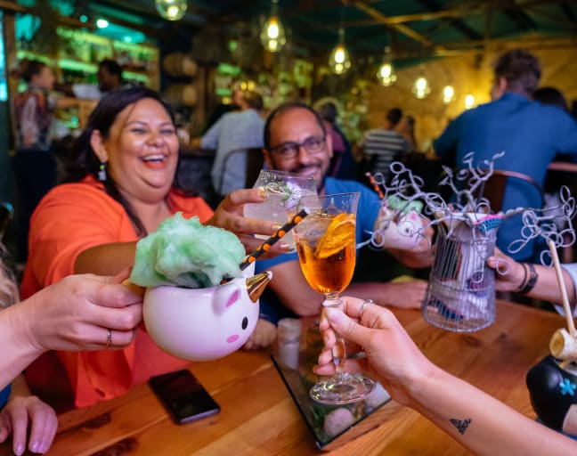 Private Gin Tasting & Local Night Out Tour