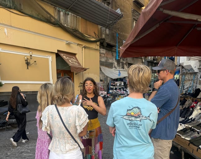 Vintage Treasures & Local Tales: A Market Tour in Ercolano