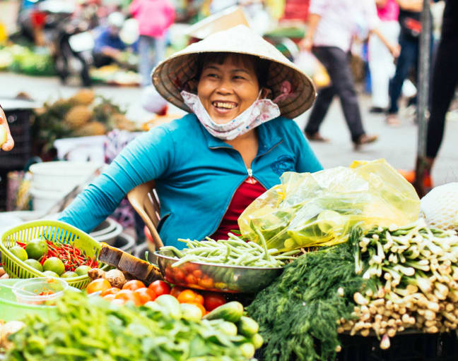 Off the Beaten Track in Ho Chi Minh City: Quân 6 Tour