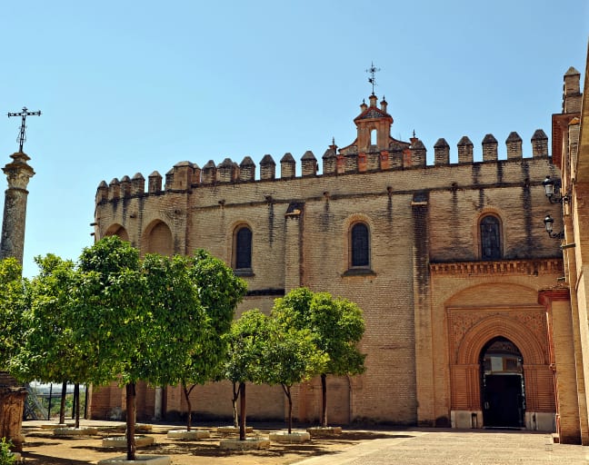 Itálica & San Isidoro del Campo: Half-Day Tour from Seville
