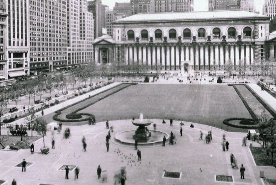 Picture of 42nd Street from West to East