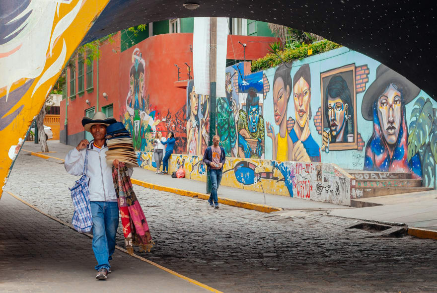 Picture of Lima Half-Day Highlights by Car with a Professional Guide 