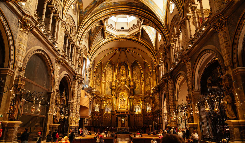A view on the inside of the Montserrat basilica