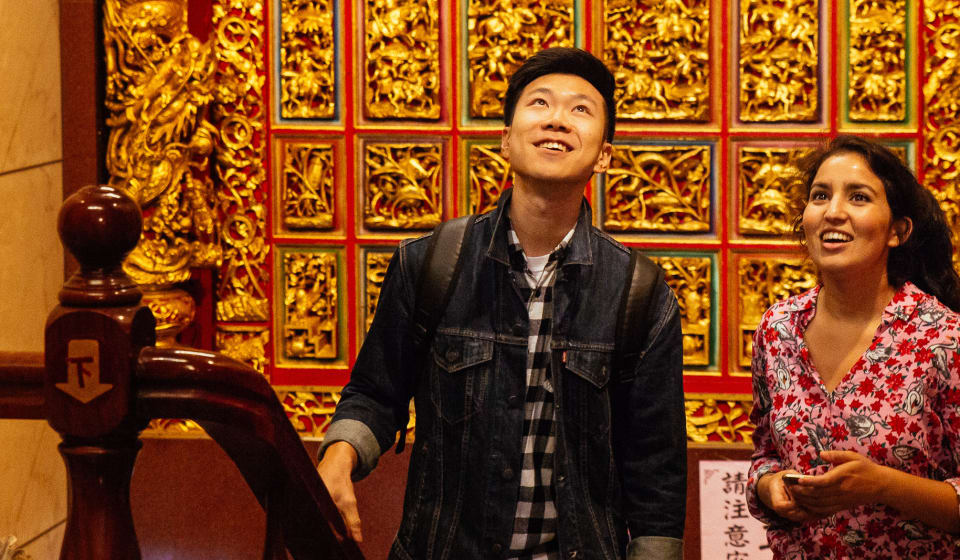 Discover the ancient artifacts at the National Palace Museum