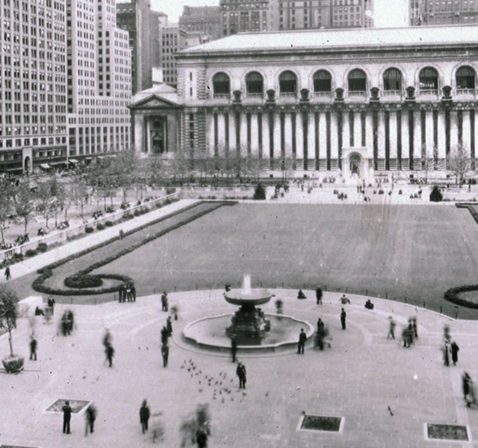 Picture of 42nd Street from West to East