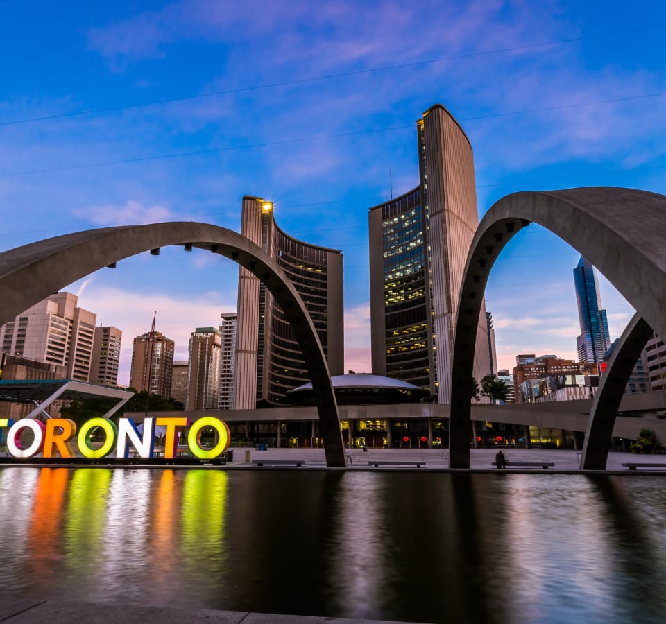 Picture of Toronto Grand City Tour: Luxury Car Experience