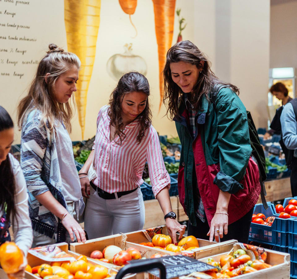 Picture of Local Market Visit & Vegan Home Cooking with a Vegan Cook!