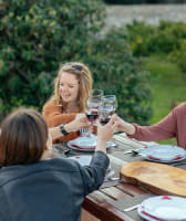 Experiencia Privada de Comida y Vino en Bodega Rural