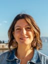 Portrait from local Loredana - The Guest Care Expert