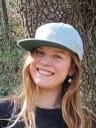 Portrait from local Nathanja - Join me on a chatty hike!