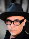 Portrait from local Serge - the travel magic maker