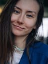 Portrait from local Anastasia - Mediator between Art & Food & Camera