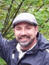 Portrait from local Luis - All over the country Professional Guide