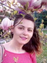 Portrait from local Cristina - July Chriss local stories