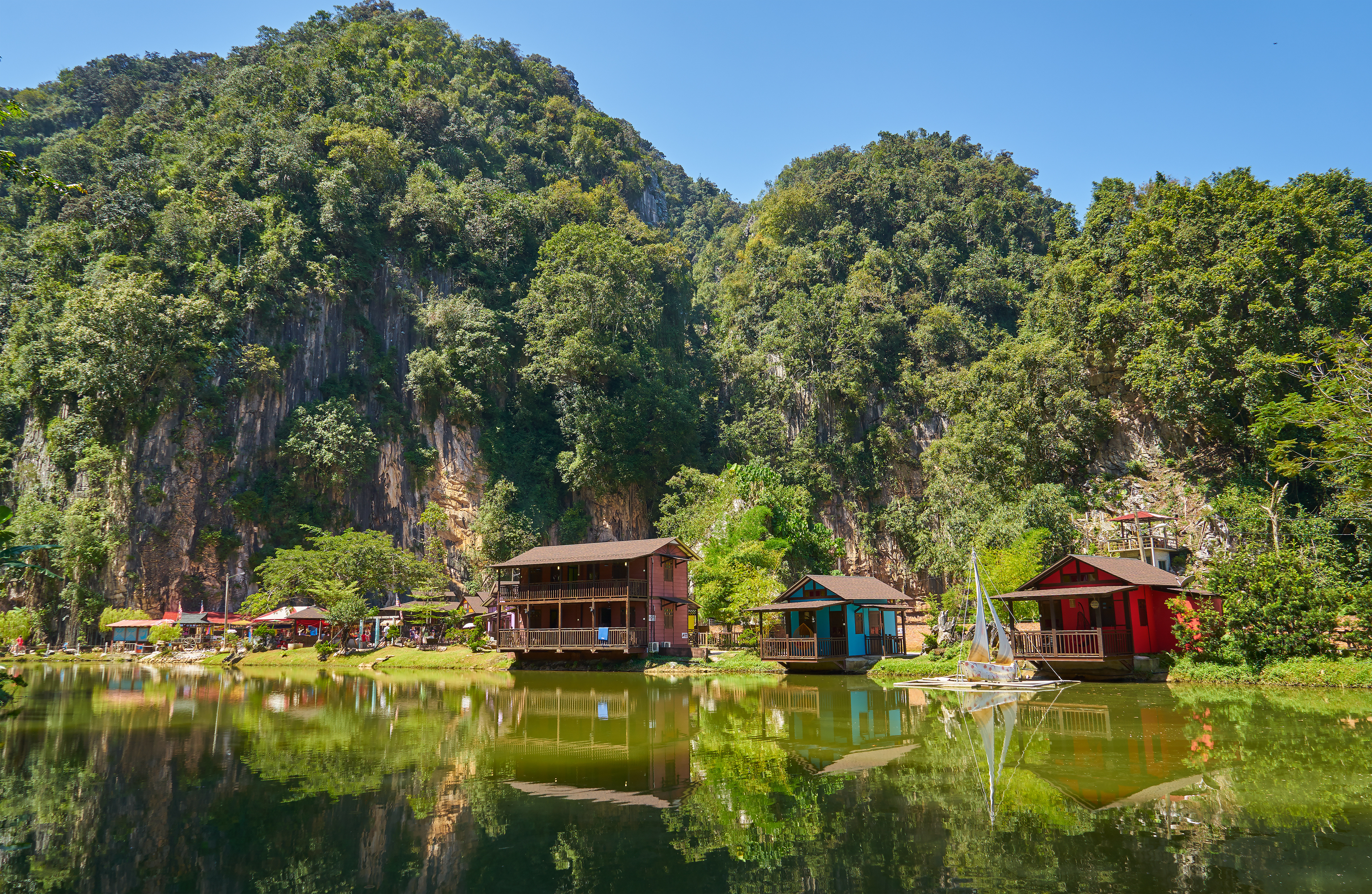 Withlocals Your Way! : Day Trip from Ipoh