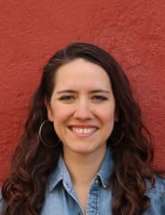 Raquel - The Connector of Meaningful Experiences 