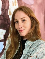 Iveta - Artist in the town