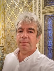 Rui - The Personalized Tour Guide