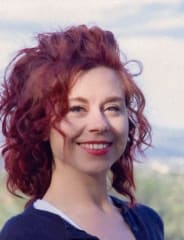 Antonina - Local art scientist 