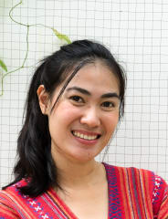 Sawitchaya​ - Thai cooking instructor​