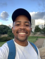 Thomas - Adventurous, Curious and your Gateway to Paris