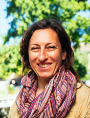 Vera - The Art Fanatic 