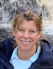 Lizzie  - Fun and Friendly
