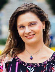 Violeta - The Hospitality Expert