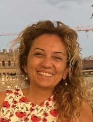 Giuly -  Professional Guide, Warm Host