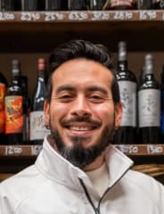 Moisés - The Tour Guide.