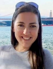 Sónia - Travel blogger, Tour Leader, Podcast Host