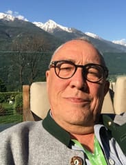 Thomas Stefan - Driver/ Guide with concierge skills 