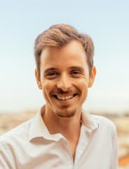 André - The All Around Guide