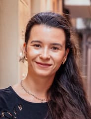 Izabela - The Travel Addict 