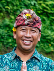I Putu Merta - The Intelligent Local