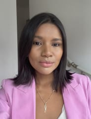 Julisiana  - Discover Japan Like Never Before with me !