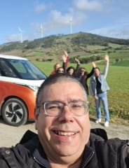 Leonel  - The Desirable Tour Guide