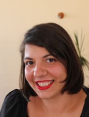 Paula - historian buff & storyteller
