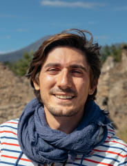 Roberto - The Rockstar Archeologist